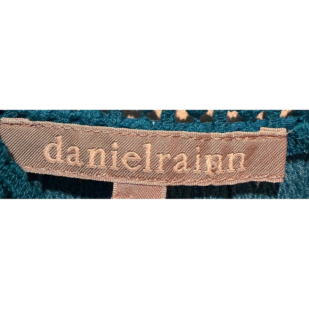 Daniel Rainn Teal Blue Dandelion Print Crochet Lace Cap Sleeve Blouse DP15490RY3 - Picture 2 of 9